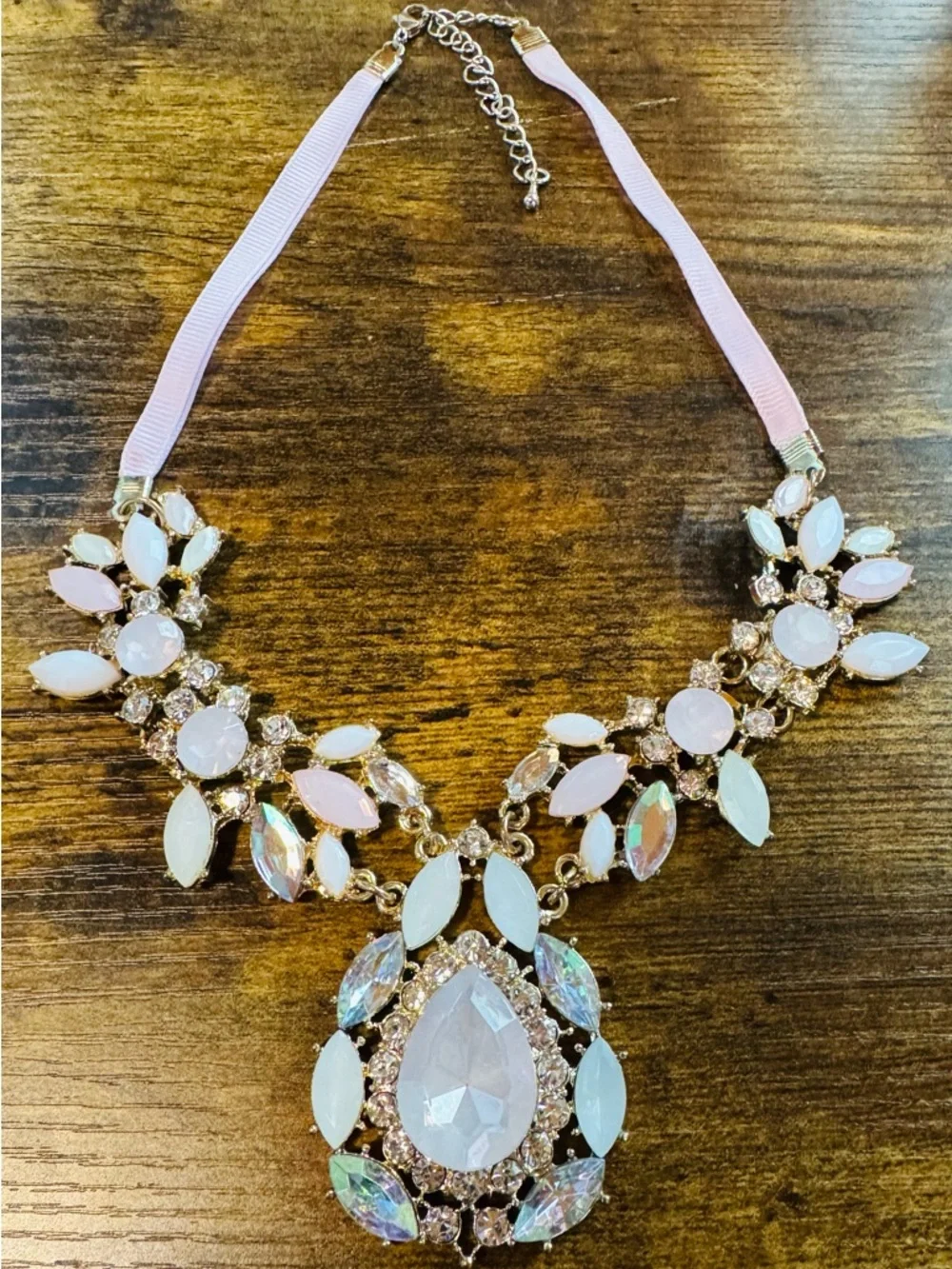Statement Bib Necklace Pink Rhinestone Crystal Teardrop Gold Tone Ribbon - Picture 4 of 7